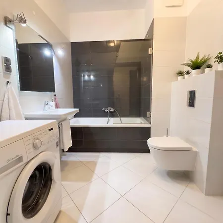 Appartement Kwartal Kamienic Neptun Z Garazem - Comfy Gdańsk